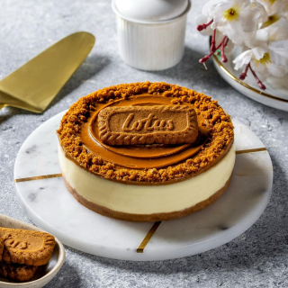 Lotus Biscoff Cheesecake
