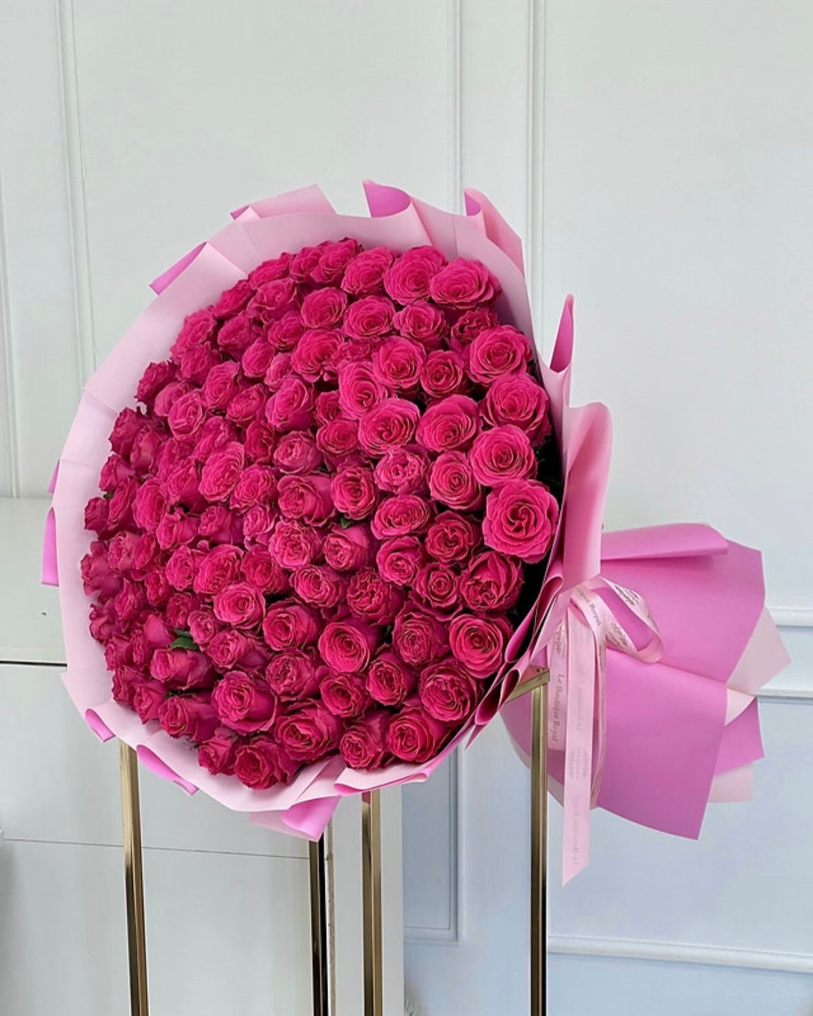 The "Fuchsia Dream" Luxury Rose Bouquet-100pcs