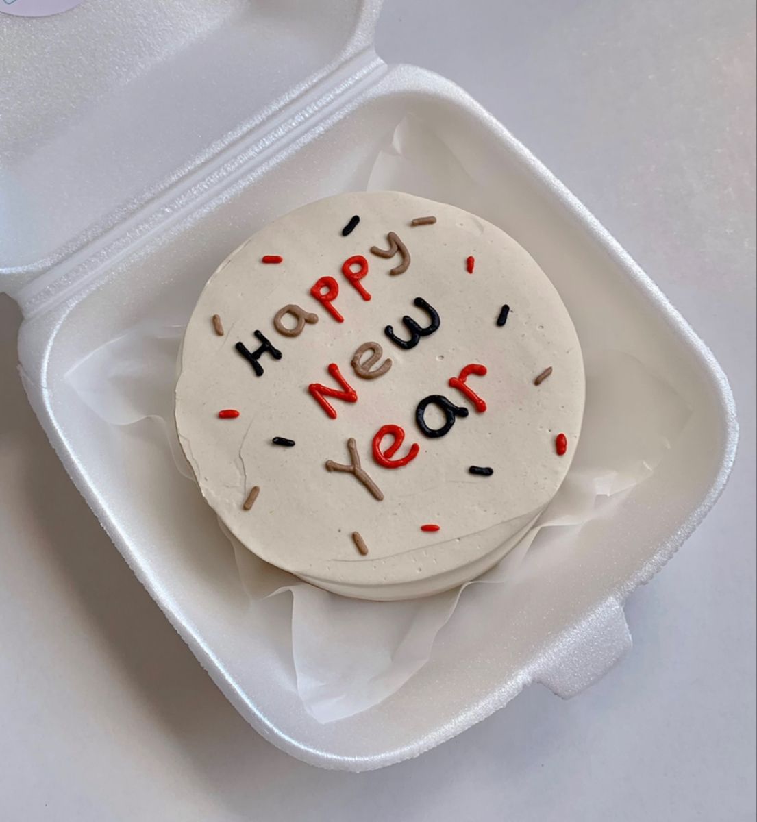 Classic "Happy New Year" Bento Cake