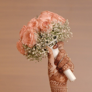 Henna Bloom Hand Bouquet