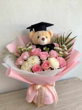 Teddy Love Floral Surprise