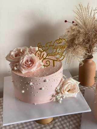 Elegant Pink Wedding Cake