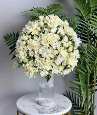 Elegant Ivory Medley