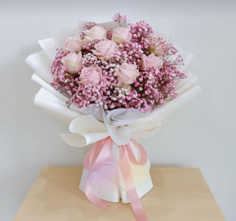 Pink Rose & Baby’s Breath Bouquet