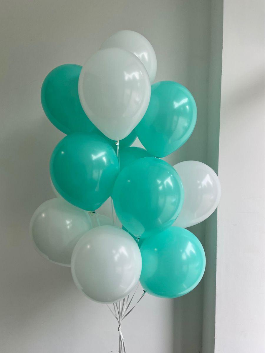 🎈 Teal & White Minimalist Balloon Cluster