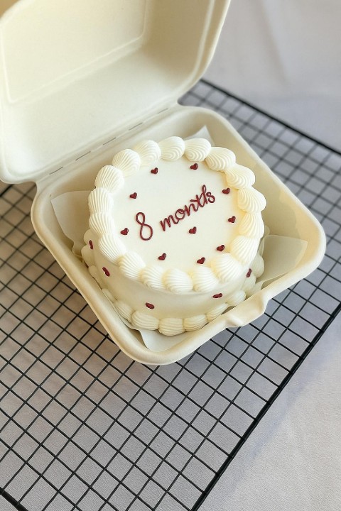 8 Months Mini Bento Cake – White & Red Hearts