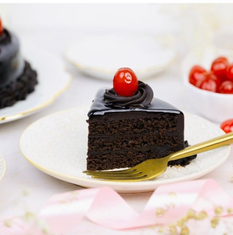 🍫 Choco Truffle Glaze Cake – A Decadent Treat - Image 2