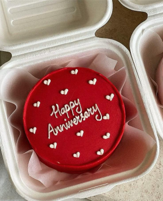 Mini Anniversary Cake