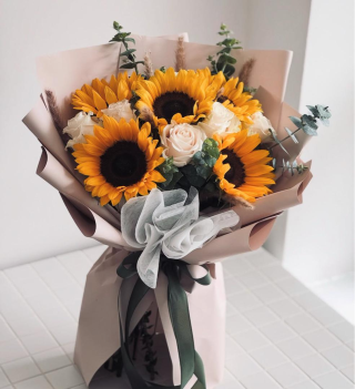 Sunflower Delight Bouquet
