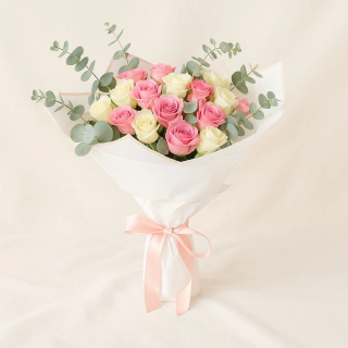 BLUSHING Rose Bouquet