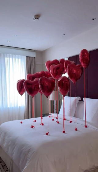 Heart Balloon Romantic Room Decor