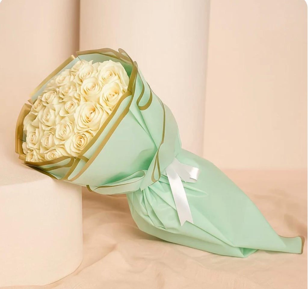 💐 Ivory Grace Floral Wrap - Image 2