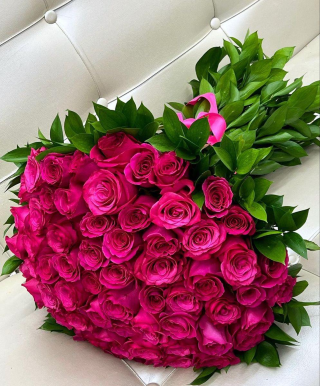 Radiant Pink Rose Ensemble